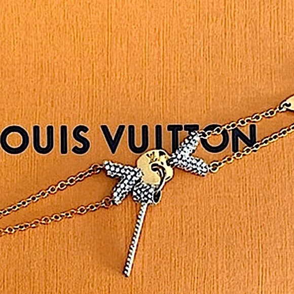NIB Louis Vuitton Essential V Bracelet M67314 - Picture 13 of 15